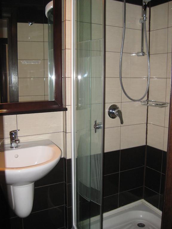 Hotel Anina Текиргьол Экстерьер фото